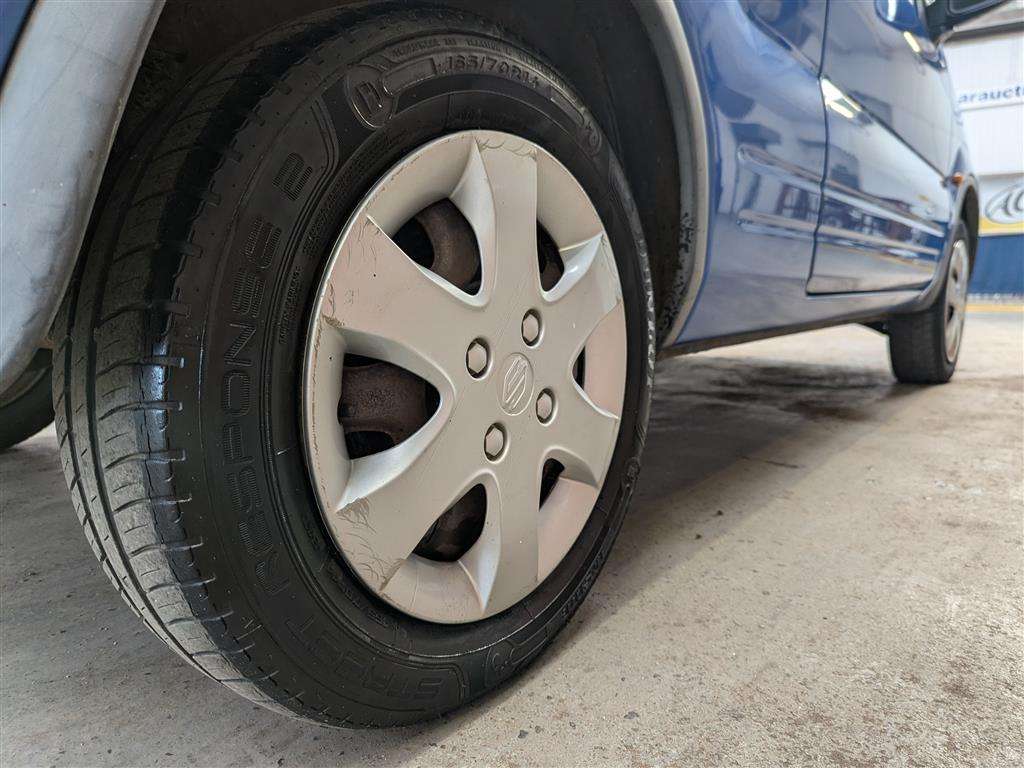 <p>2004 SUZUKI IGNIS GL</p>