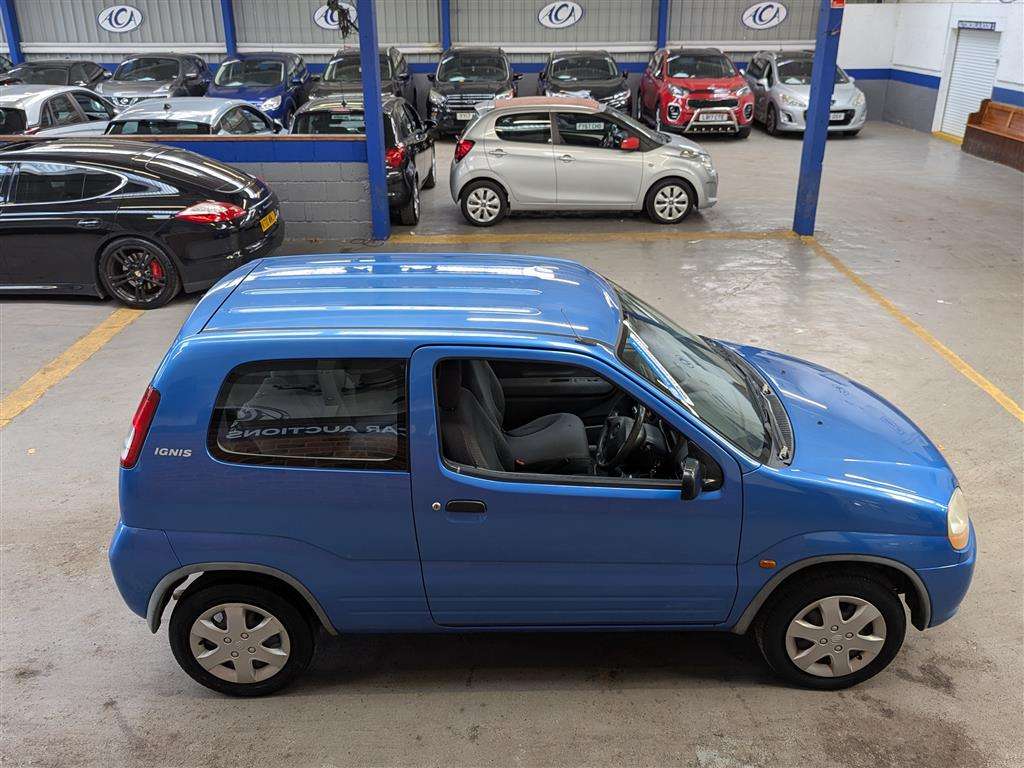 <p>2004 SUZUKI IGNIS GL</p>