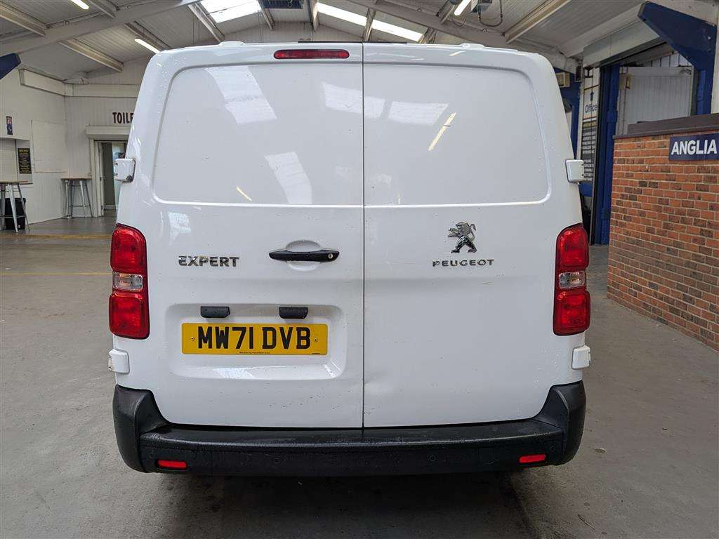 <p>2021 PEUGEOT EXPERT PROF PREMIUM L2 B-</p>