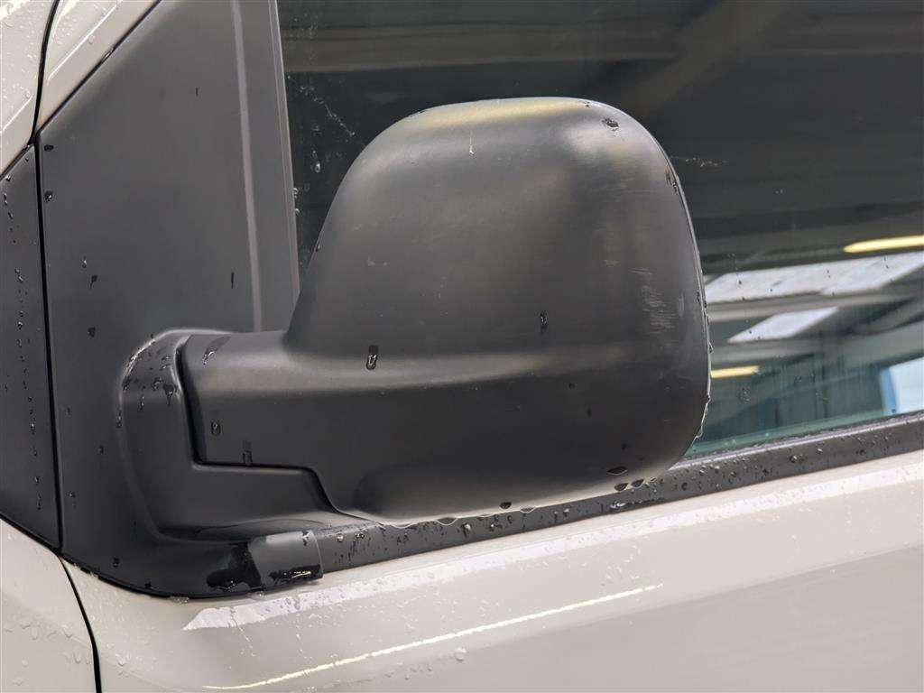 <p>2021 PEUGEOT EXPERT PROF PREMIUM L2 B-</p>