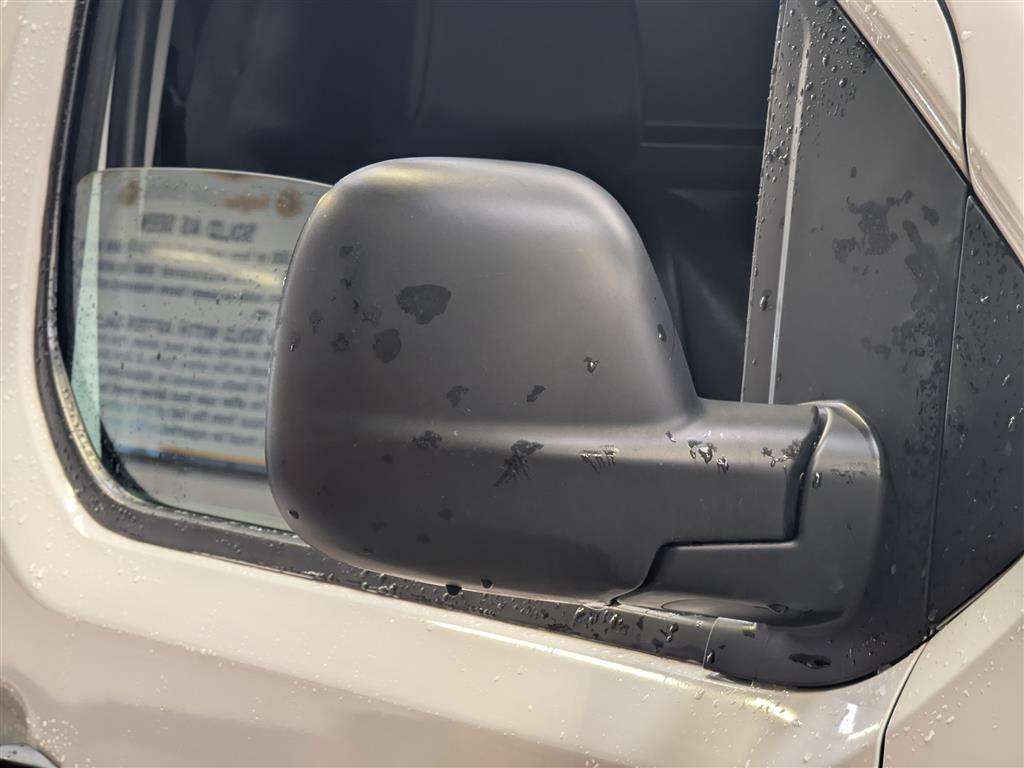 <p>2021 PEUGEOT EXPERT PROF PREMIUM L2 B-</p>