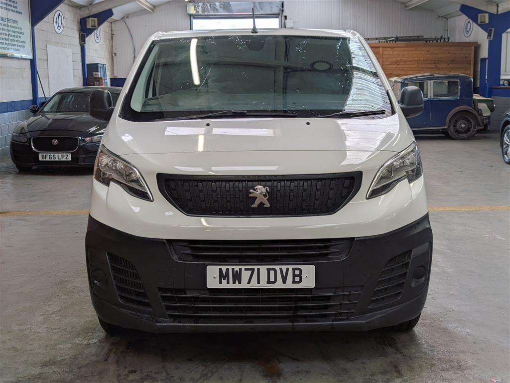 <p>2021 PEUGEOT EXPERT PROF PREMIUM L2 B-</p>