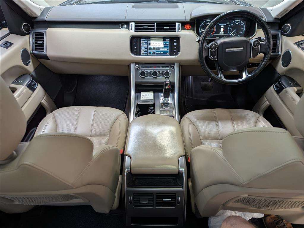 <p>2014 LAND ROVER RANGE ROVER SPORT SE TDV6</p>