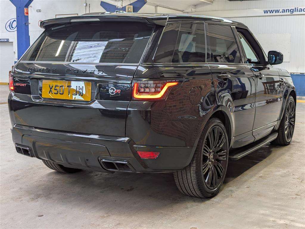 <p>2014 LAND ROVER RANGE ROVER SPORT SE TDV6</p>