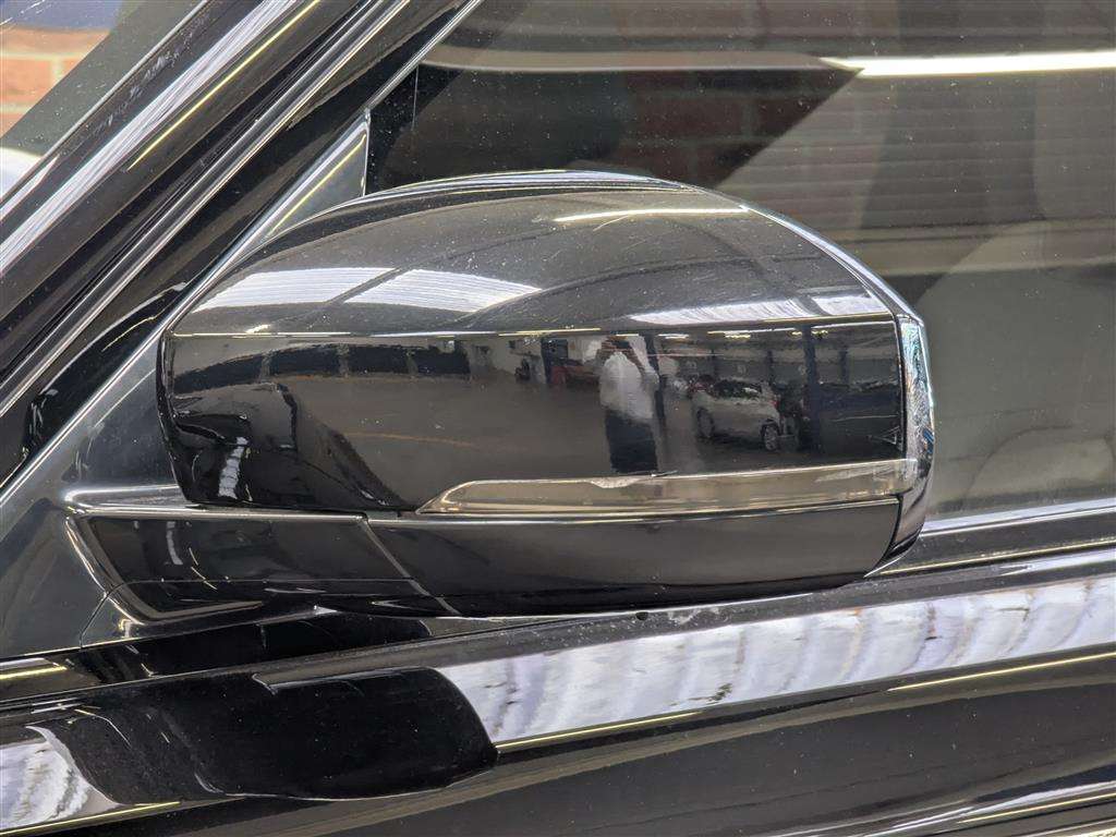 <p>2014 LAND ROVER RANGE ROVER SPORT SE TDV6</p>