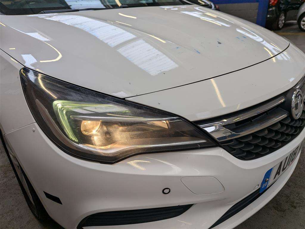 <p>2018 VAUXHALL ASTRA CDTI S/S</p>