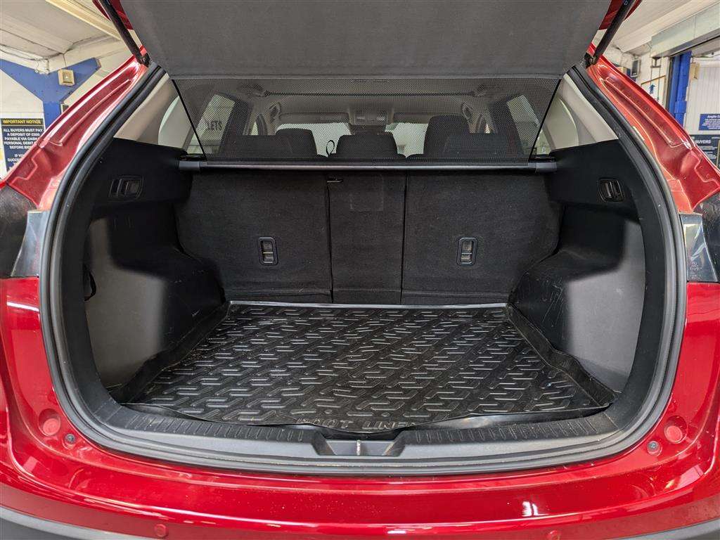<p>2017 MAZDA CX-5 SE-L D NAV</p>