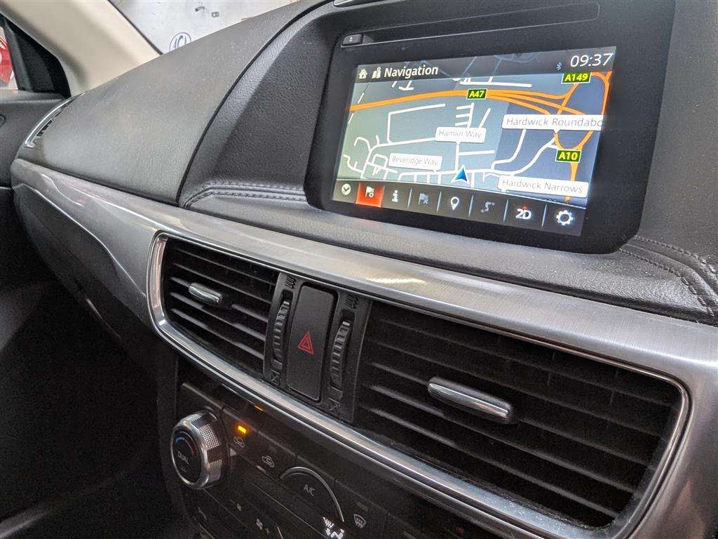 <p>2017 MAZDA CX-5 SE-L D NAV</p>
