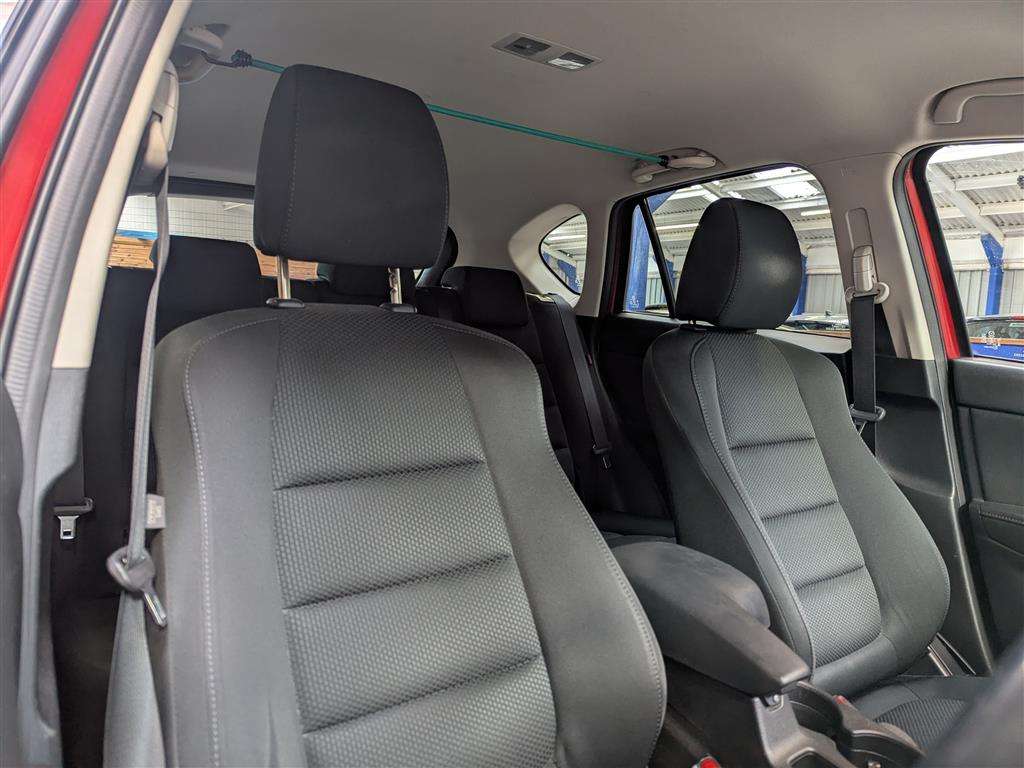 <p>2017 MAZDA CX-5 SE-L D NAV</p>