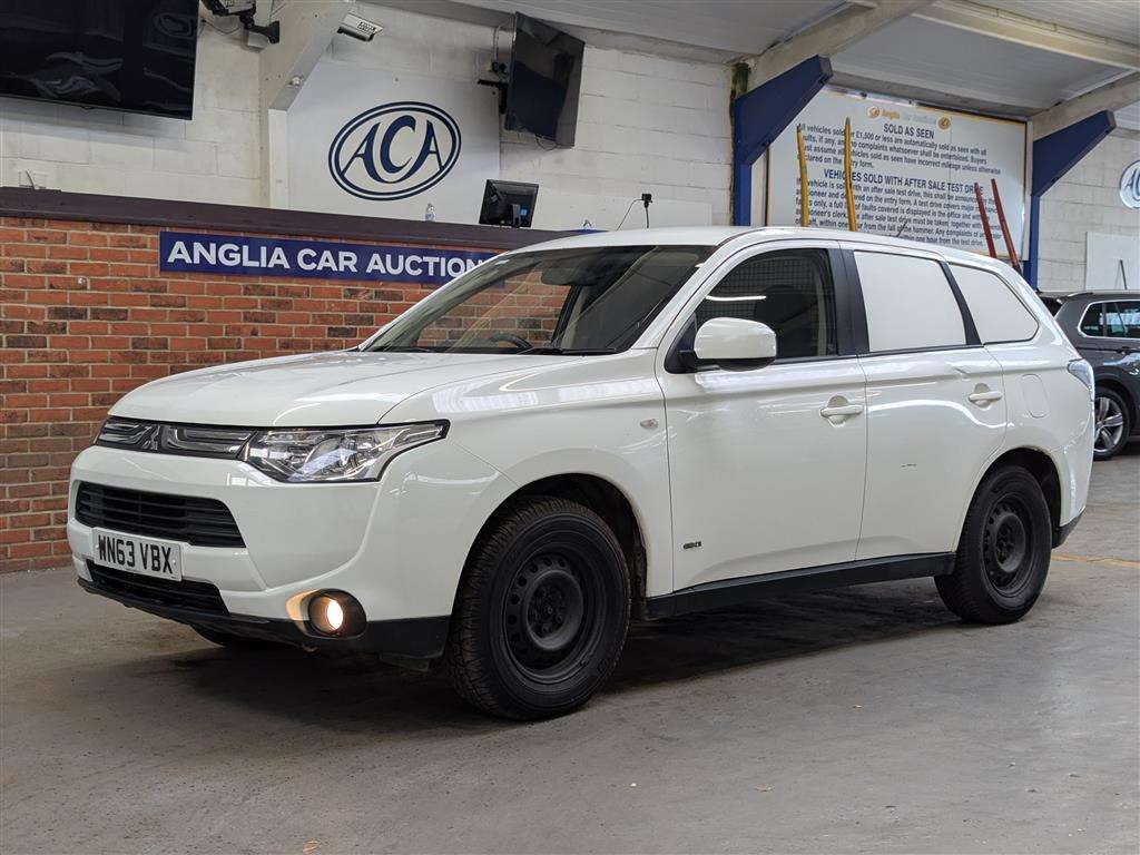 <p>2013 MITSUBISHI OUTLANDER GX 1 4WORK DI-D</p>