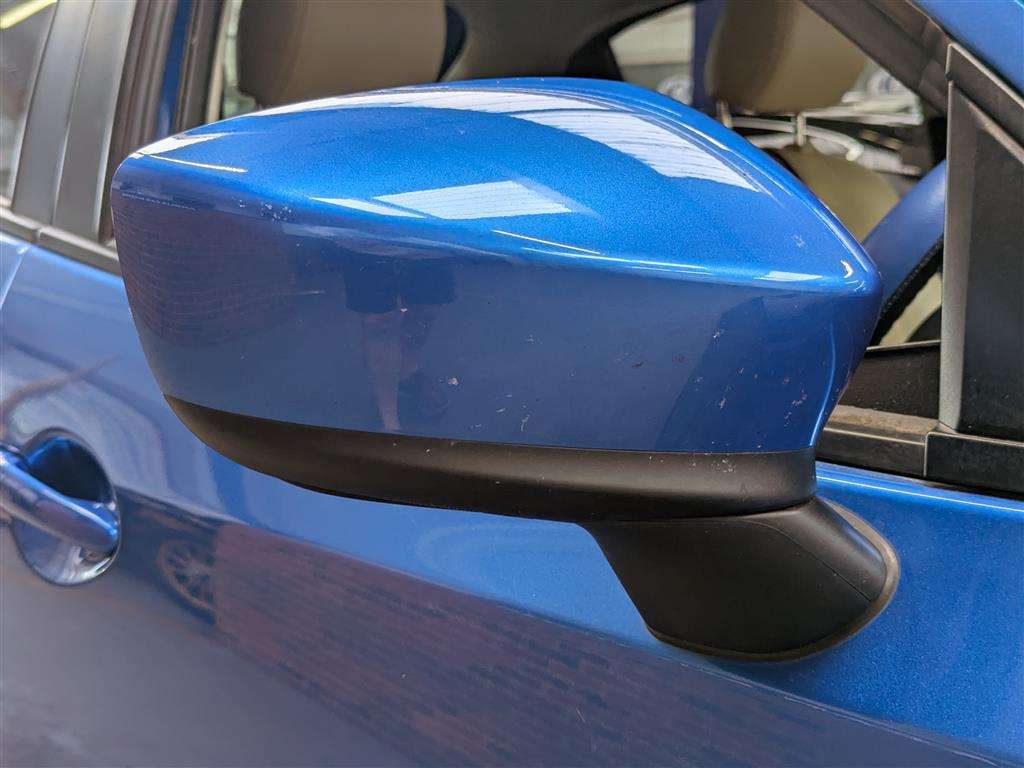 <p>2015 MAZDA 2 SPORT NAV</p>