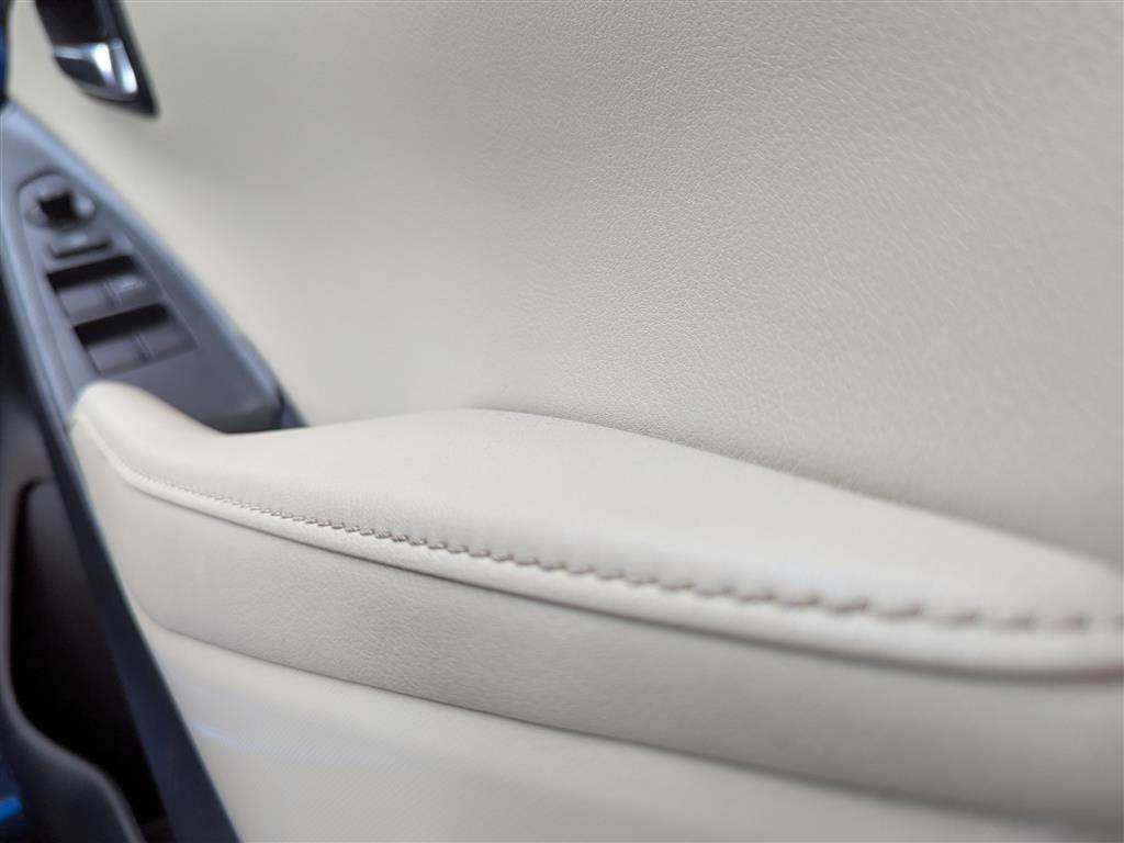 <p>2015 MAZDA 2 SPORT NAV</p>