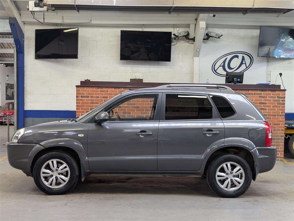 <p>2008 HYUNDAI TUCSON STYLE 4WD CRDI</p>