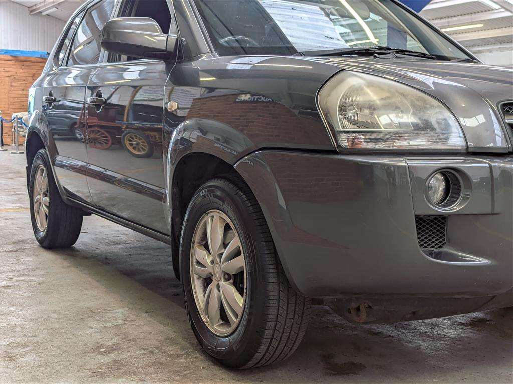 <p>2008 HYUNDAI TUCSON STYLE 4WD CRDI</p>