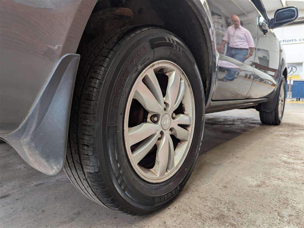<p>2008 HYUNDAI TUCSON STYLE 4WD CRDI</p>