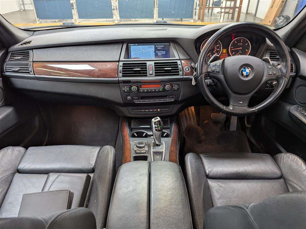 <p>2012 BMW X5 XDRIVE30D M SPORT AUTO</p>