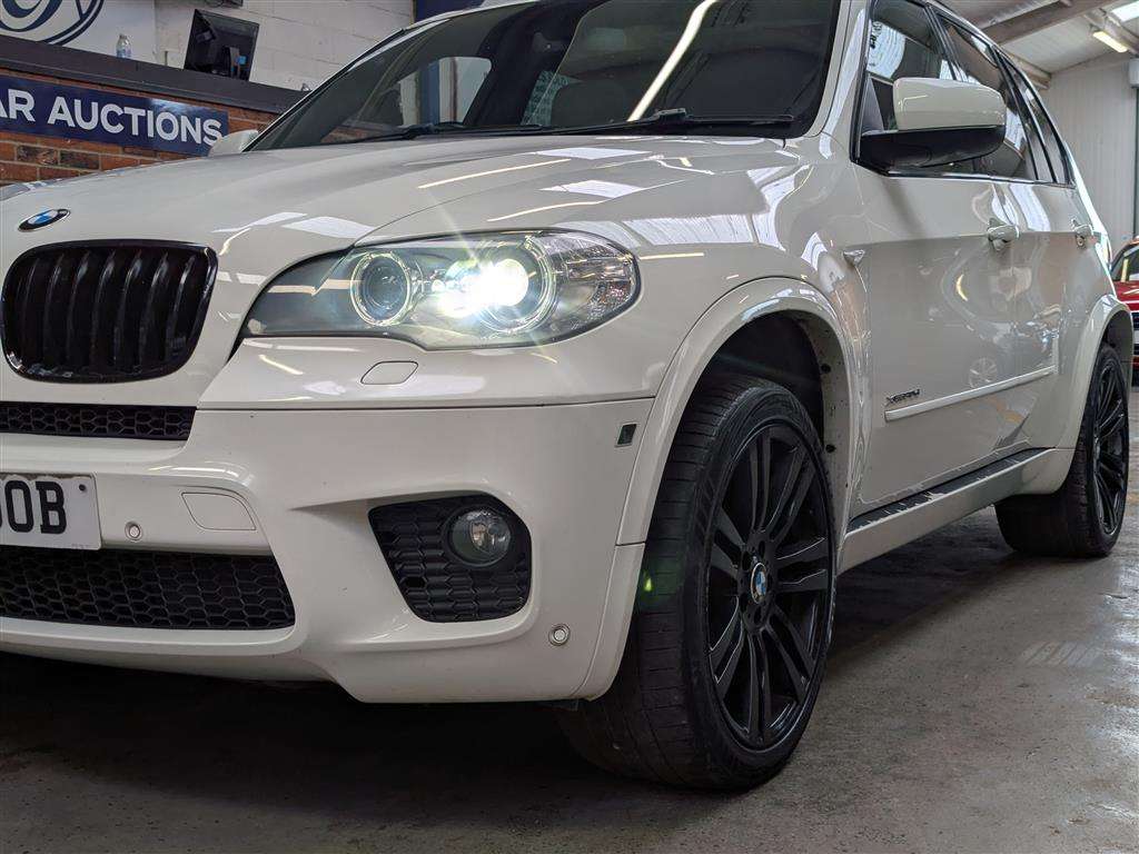 <p>2012 BMW X5 XDRIVE30D M SPORT AUTO</p>