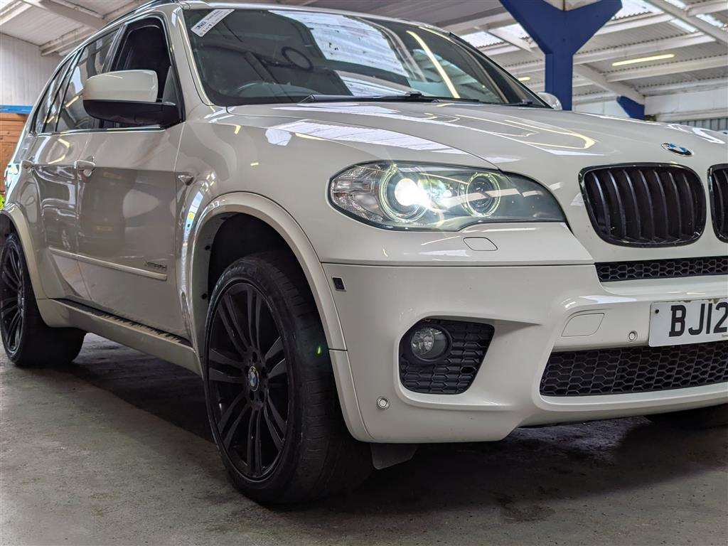 <p>2012 BMW X5 XDRIVE30D M SPORT AUTO</p>