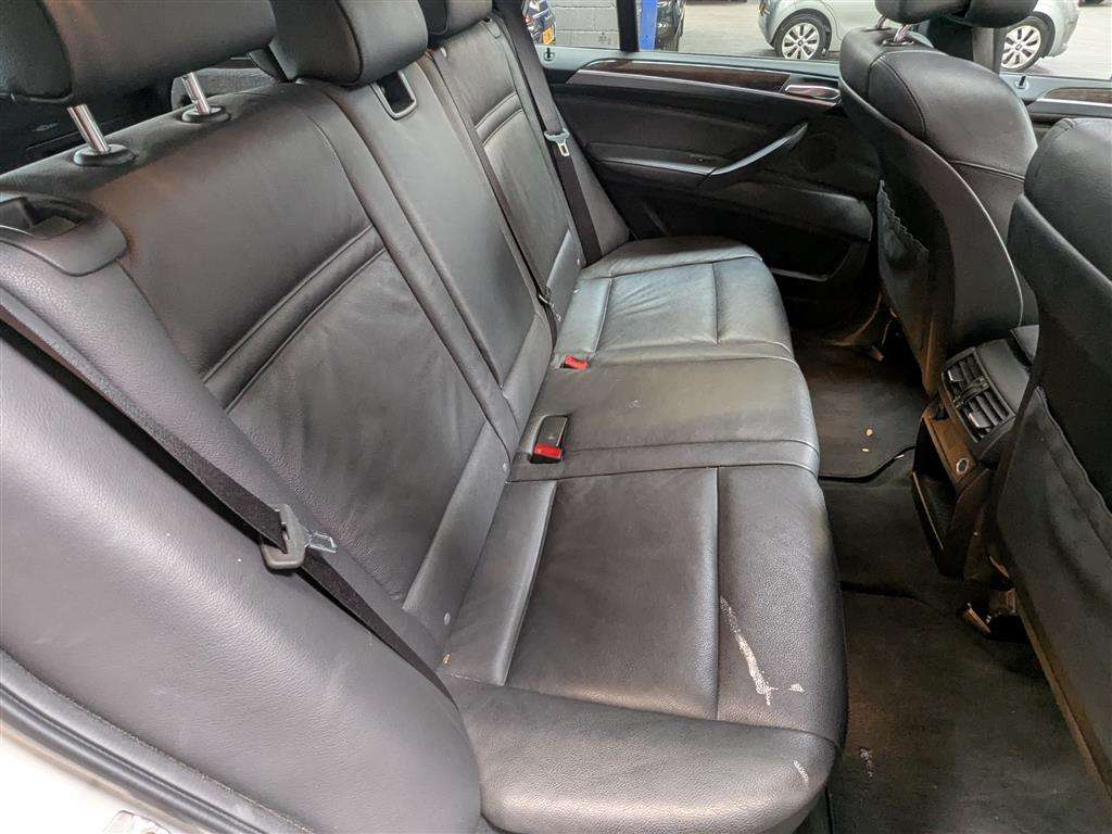 <p>2012 BMW X5 XDRIVE30D M SPORT AUTO</p>