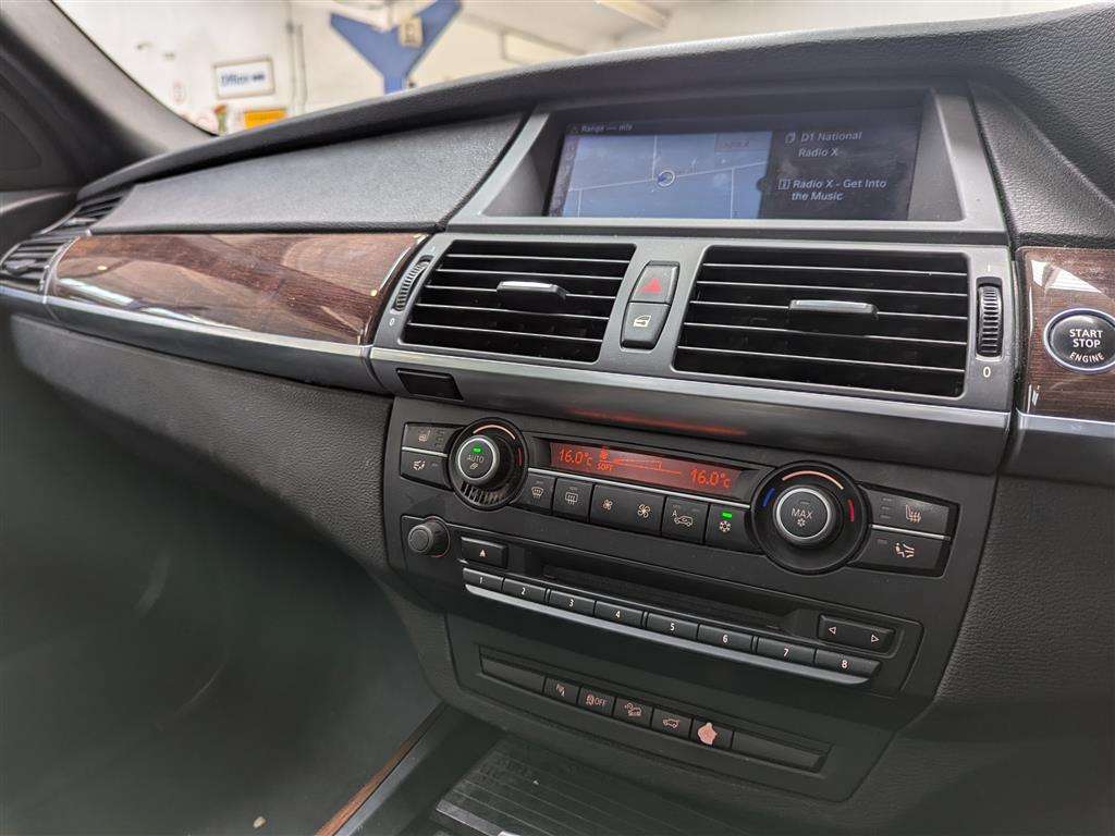 <p>2012 BMW X5 XDRIVE30D M SPORT AUTO</p>