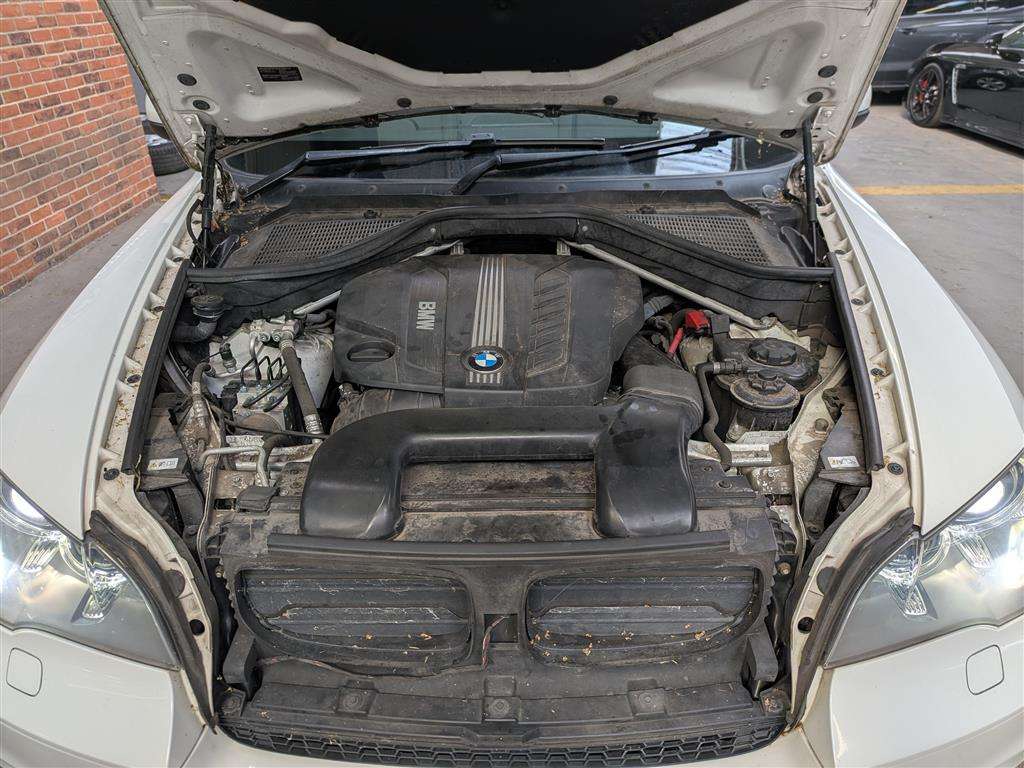 <p>2012 BMW X5 XDRIVE30D M SPORT AUTO</p>