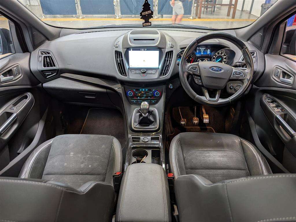 <p>2017 FORD KUGA ST-LINE X TDCI 4X4</p>