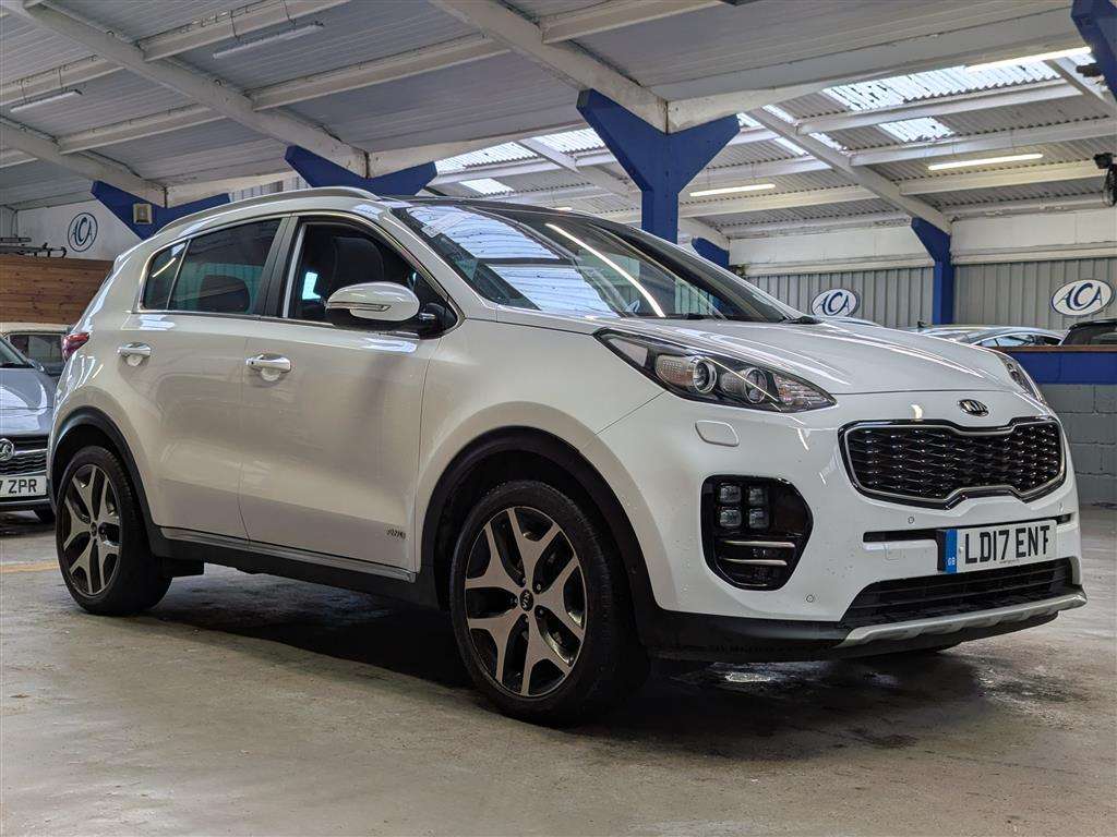 <p>2017 KIA SPORTAGE GT-LINE S S-A</p>