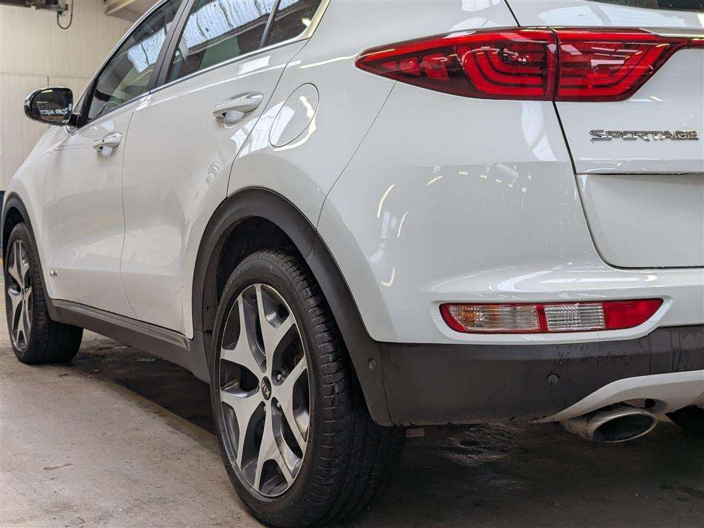 <p>2017 KIA SPORTAGE GT-LINE S S-A</p>