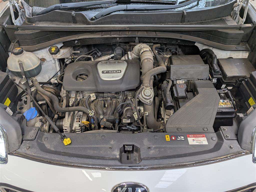 <p>2017 KIA SPORTAGE GT-LINE S S-A</p>
