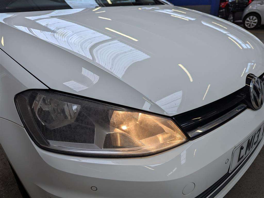 <p>2013 VOLKSWAGEN GOLF SE BLUEMOTION TECH T</p>