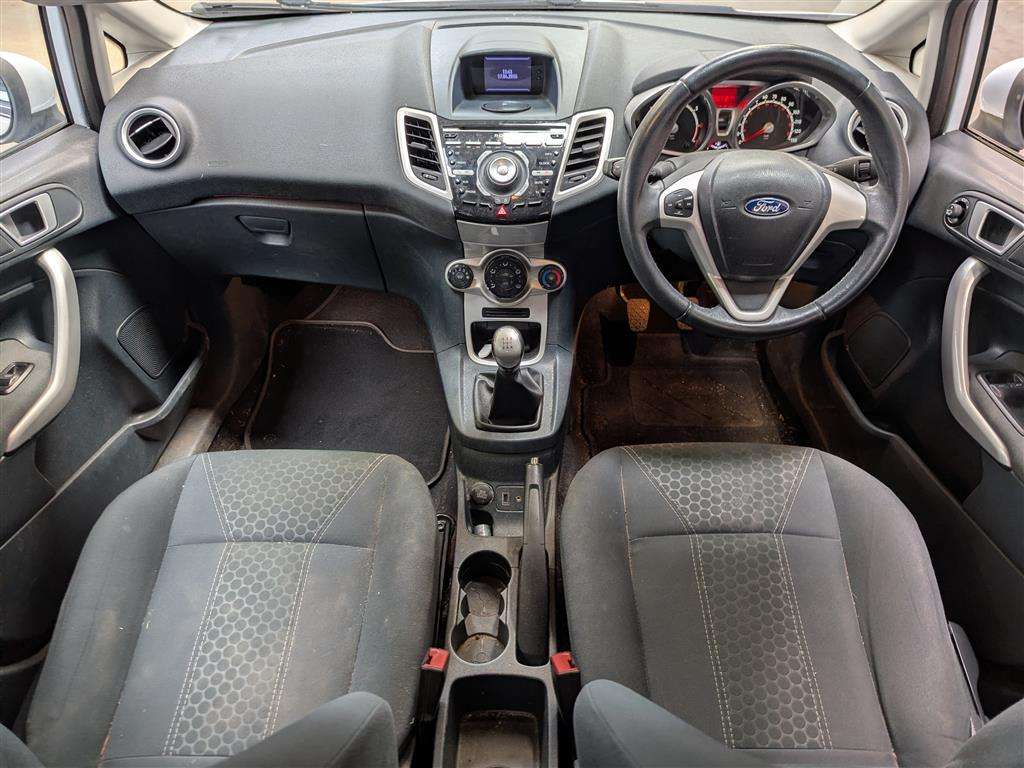 <p>2012 FORD FIESTA ZETEC</p>