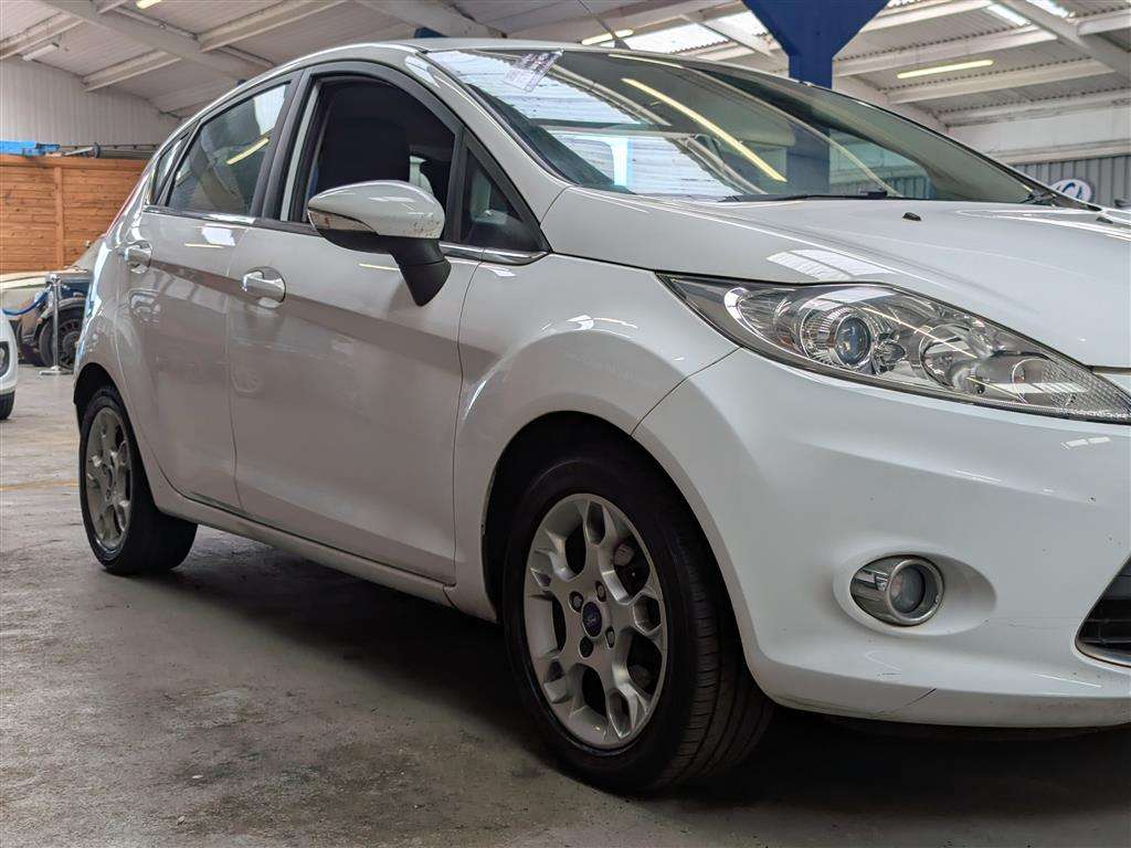 <p>2012 FORD FIESTA ZETEC</p>