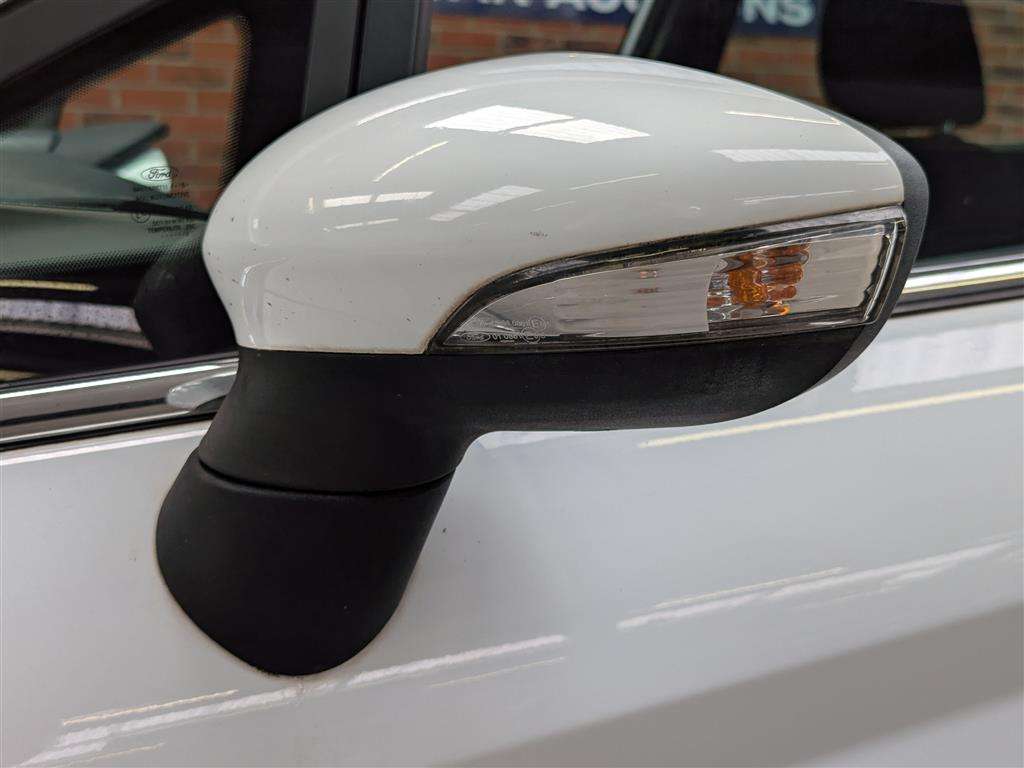 <p>2012 FORD FIESTA ZETEC</p>