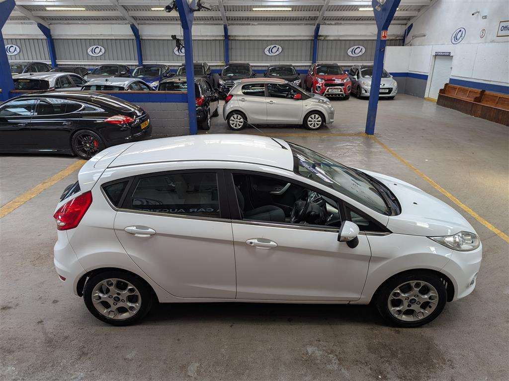 <p>2012 FORD FIESTA ZETEC</p>