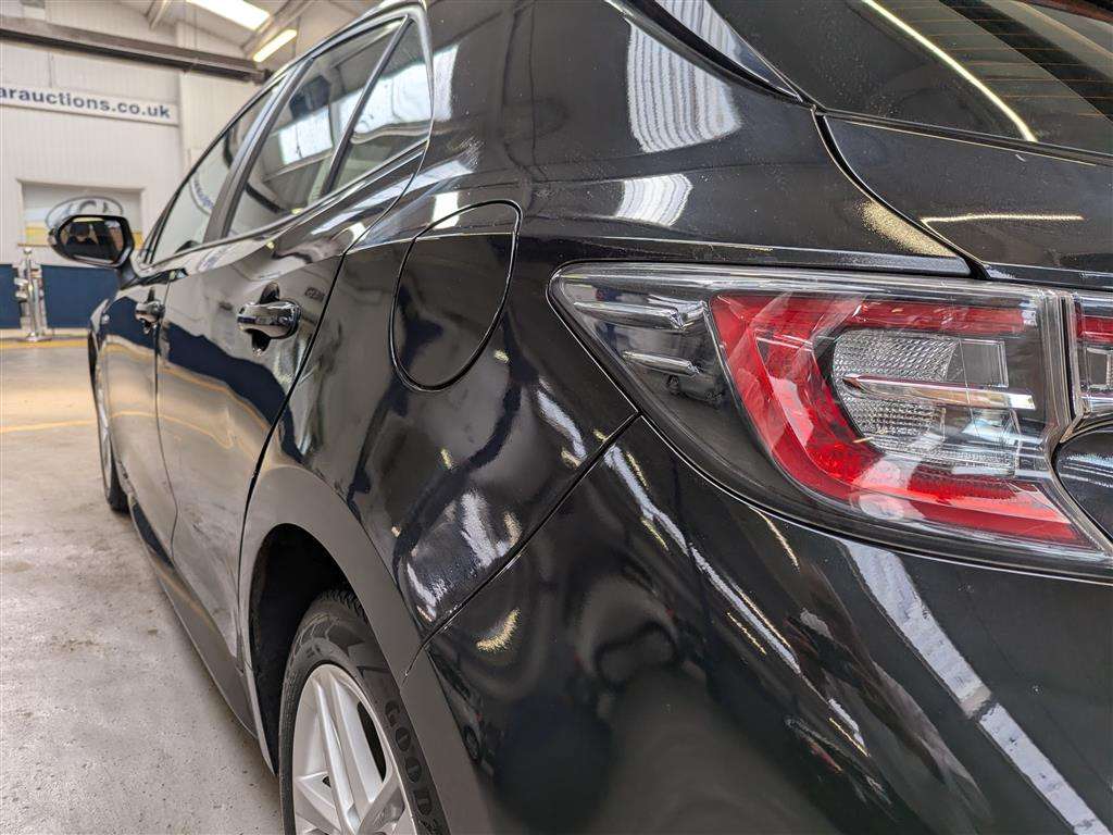 <p>2020 TOYOTA COROLLA ICON HEV CVT</p>