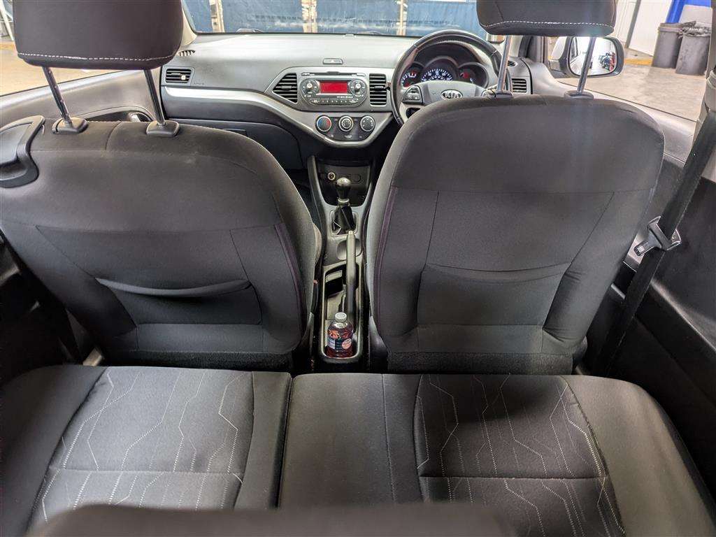 <p>2014 KIA PICANTO VR7</p>