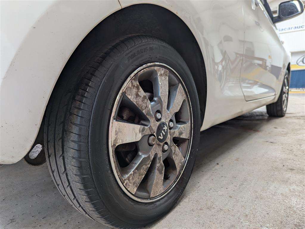 <p>2014 KIA PICANTO VR7</p>