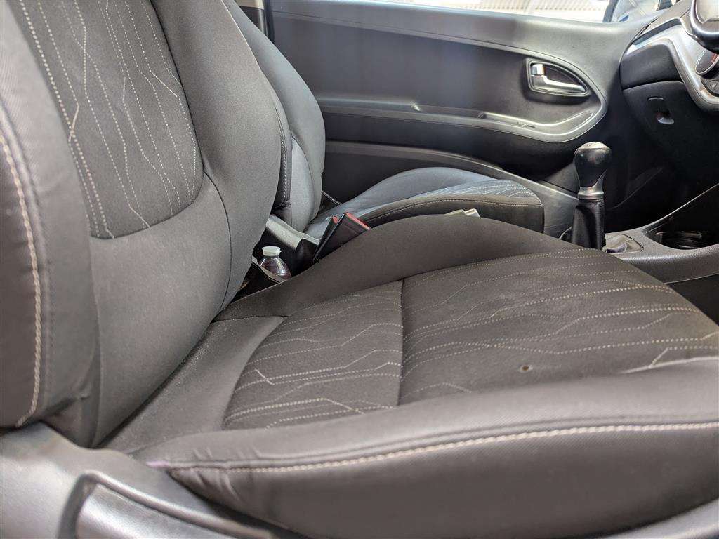 <p>2014 KIA PICANTO VR7</p>