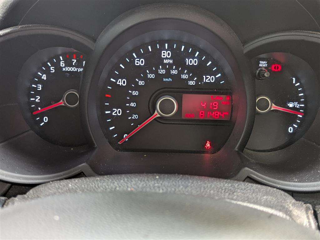 <p>2014 KIA PICANTO VR7</p>