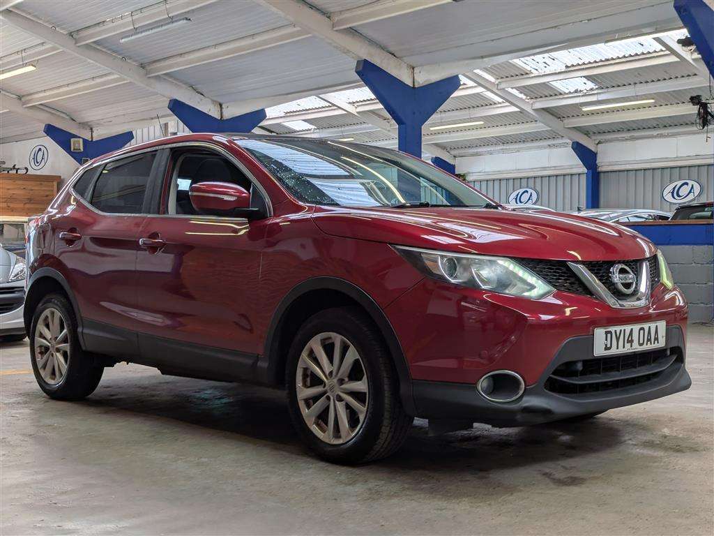 <p>2014 NISSAN QASHQAI ACENTA PREMIUM DC</p>