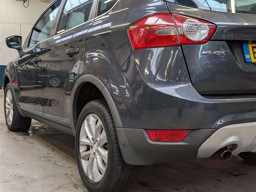 <p>2009 FORD KUGA TITANIUM TDCI</p>
