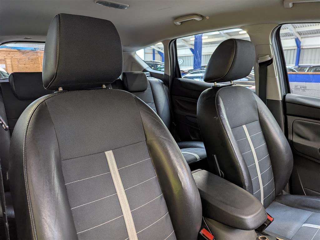 <p>2009 FORD KUGA TITANIUM TDCI</p>