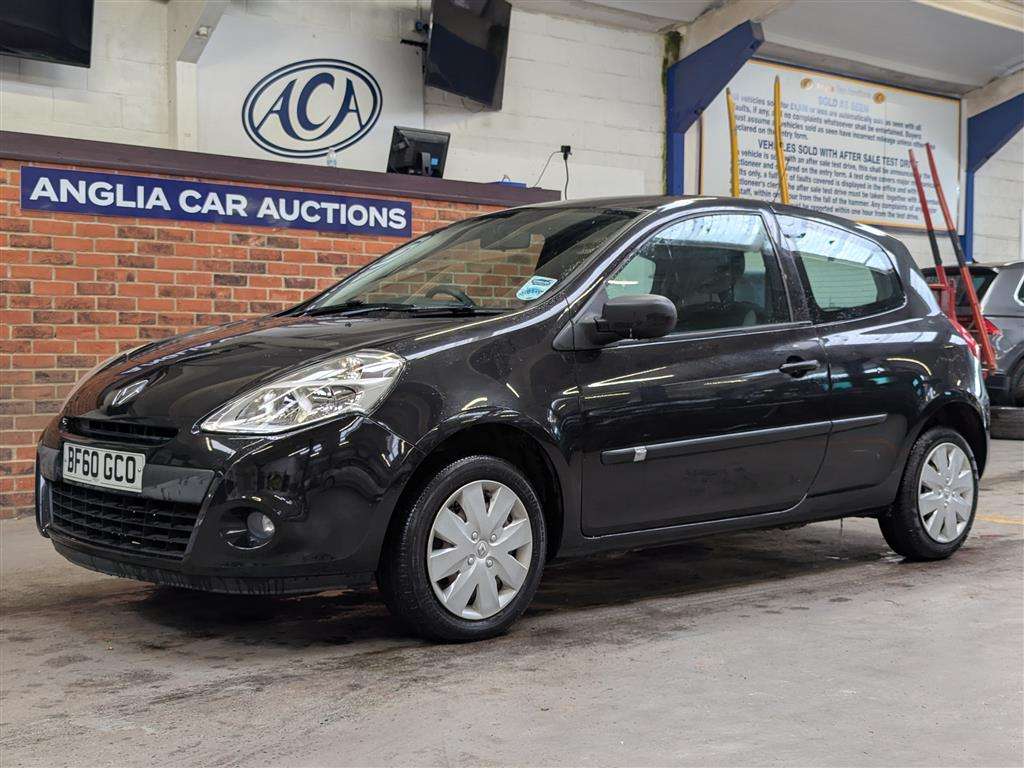 <p>2010 RENAULT CLIO EXTREME</p>