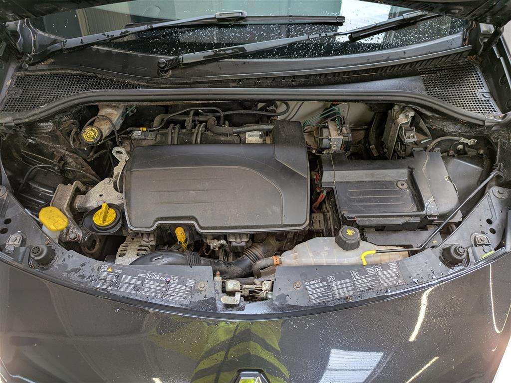 <p>2010 RENAULT CLIO EXTREME</p>