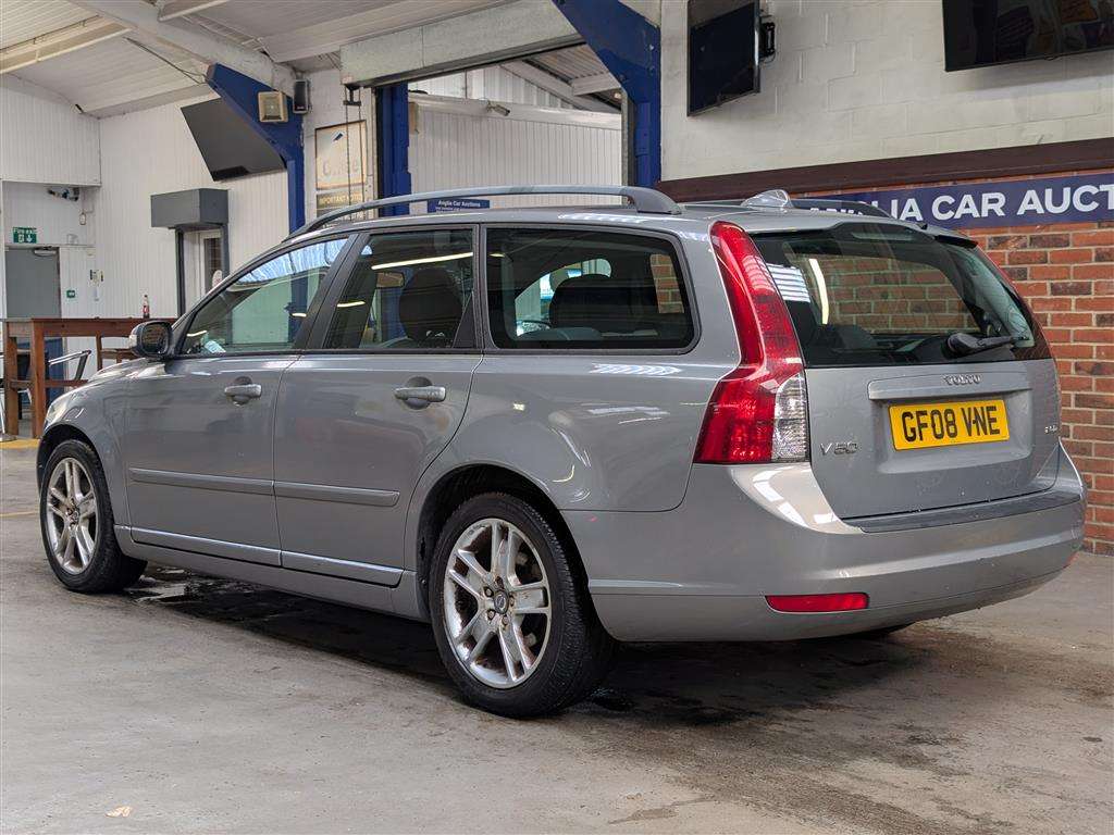 <p>2008 VOLVO V50 SE D</p>