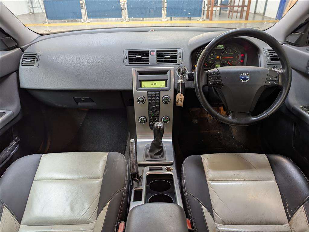 <p>2008 VOLVO V50 SE D</p>