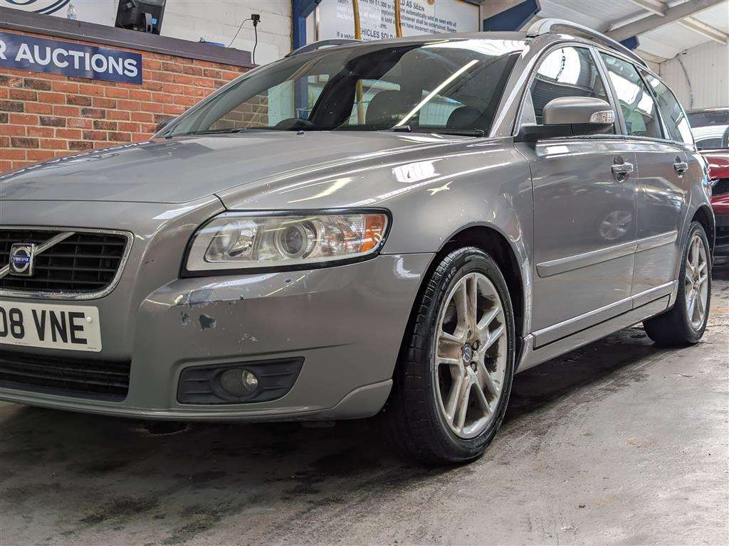 <p>2008 VOLVO V50 SE D</p>