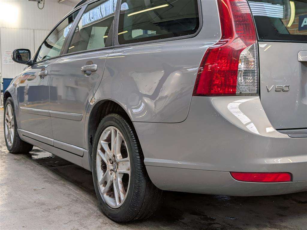 <p>2008 VOLVO V50 SE D</p>