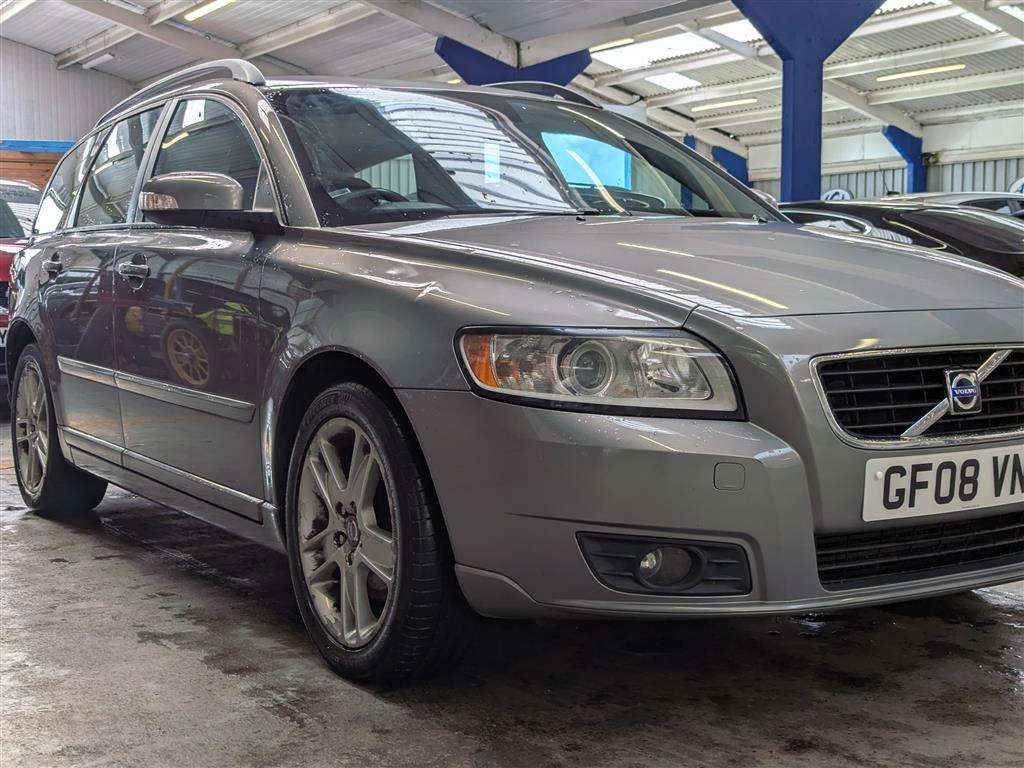 <p>2008 VOLVO V50 SE D</p>