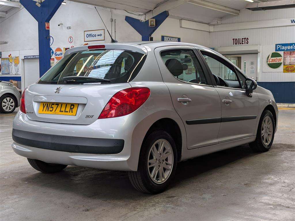 <p>2007 PEUGEOT 207 S</p>